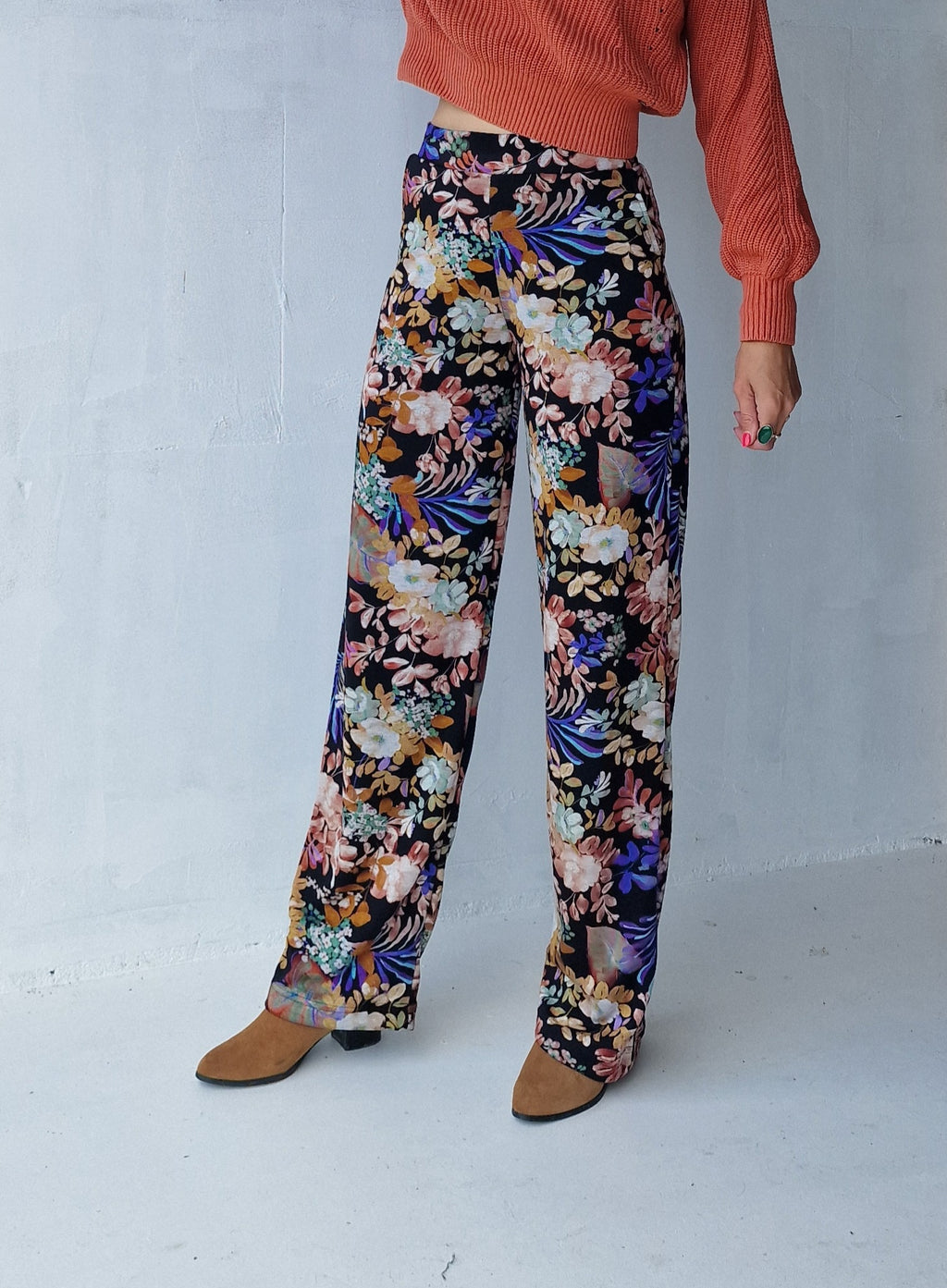 Extra lange wide leg | bloemen | tall | lengtemaat 36