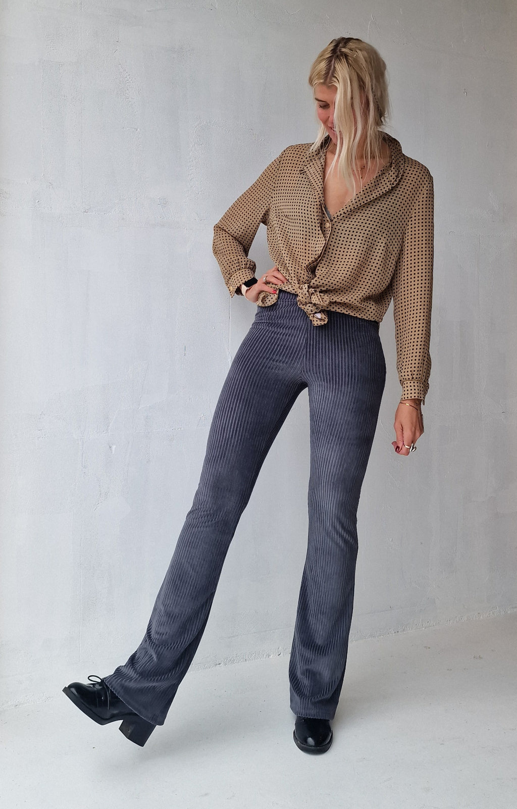 Extra lange flared pants | grijs | TALL | Lengtemaat 36
