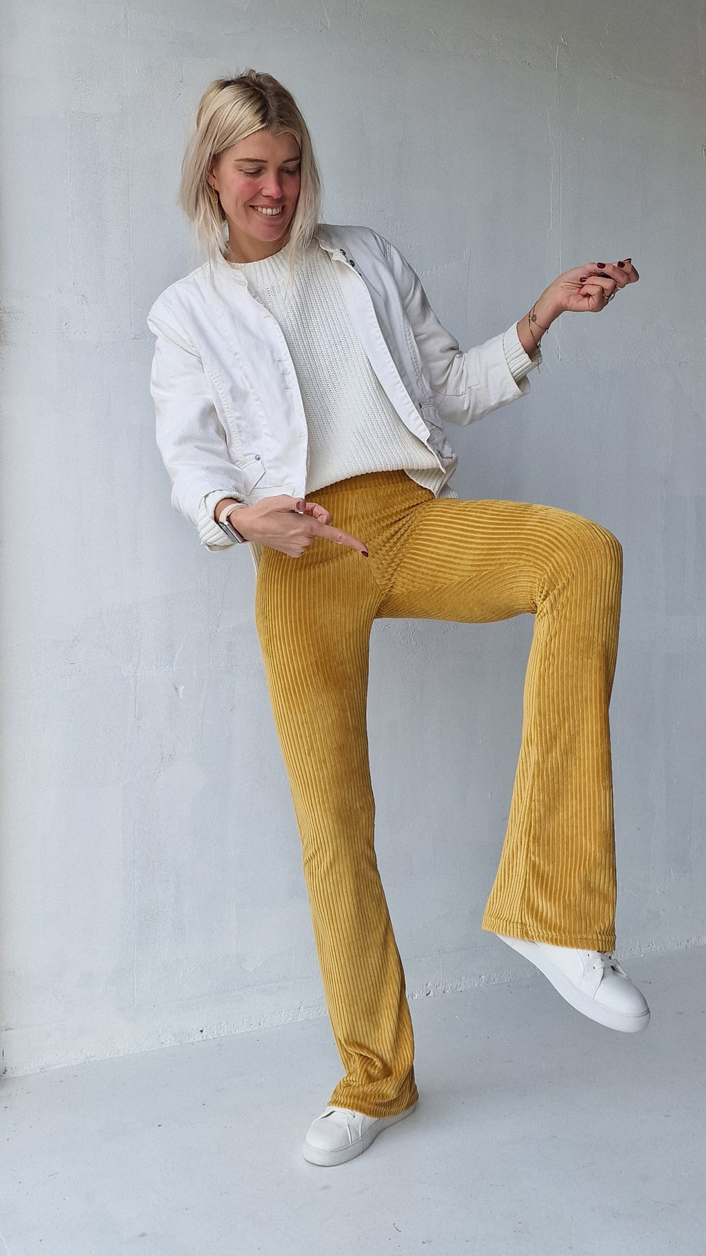 Extra lange flared legging | rib yellow | tall | Lengte 34 en 36