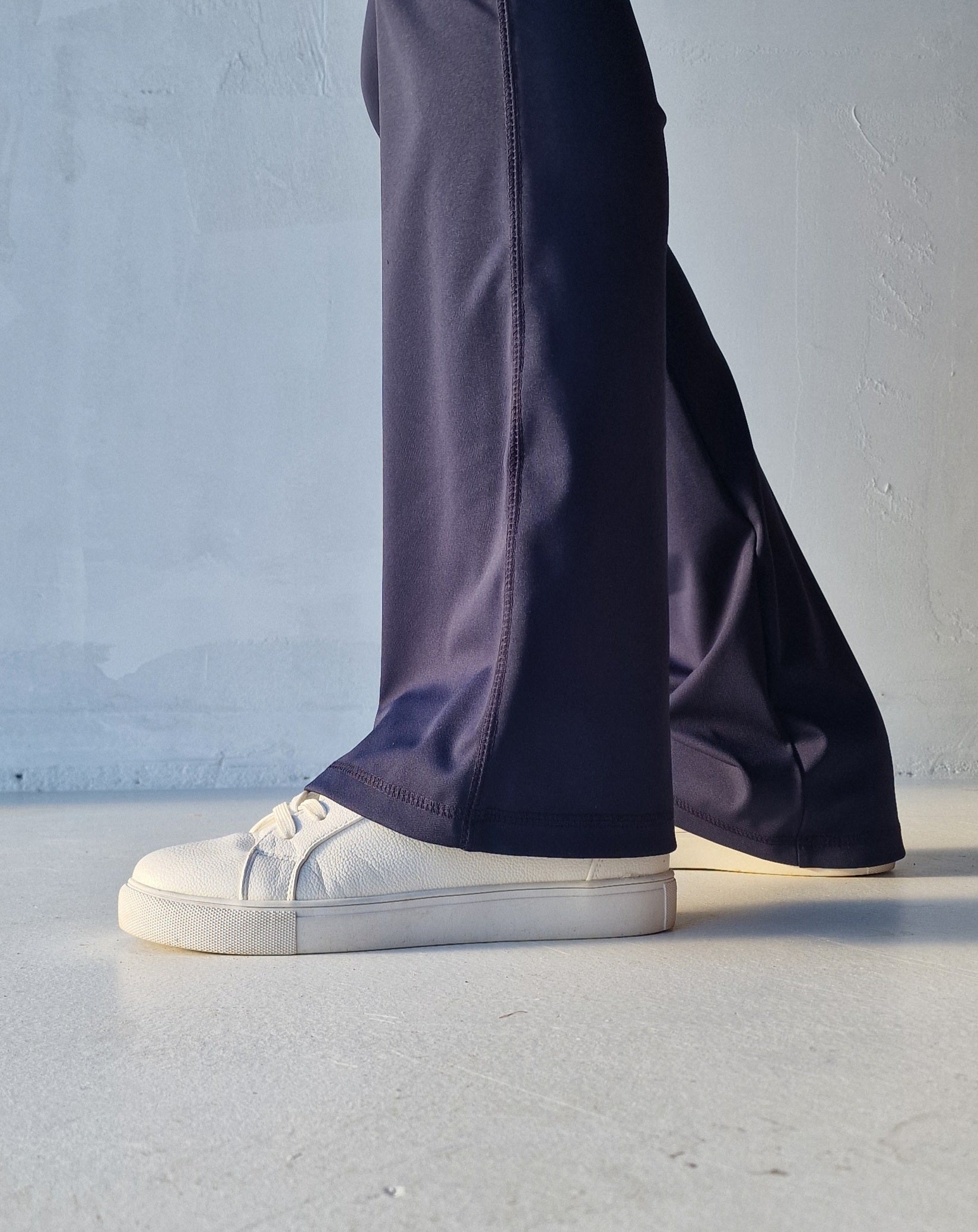 Extra lange sport flared | van sportstof | navy | tall | lengte 34 & 36