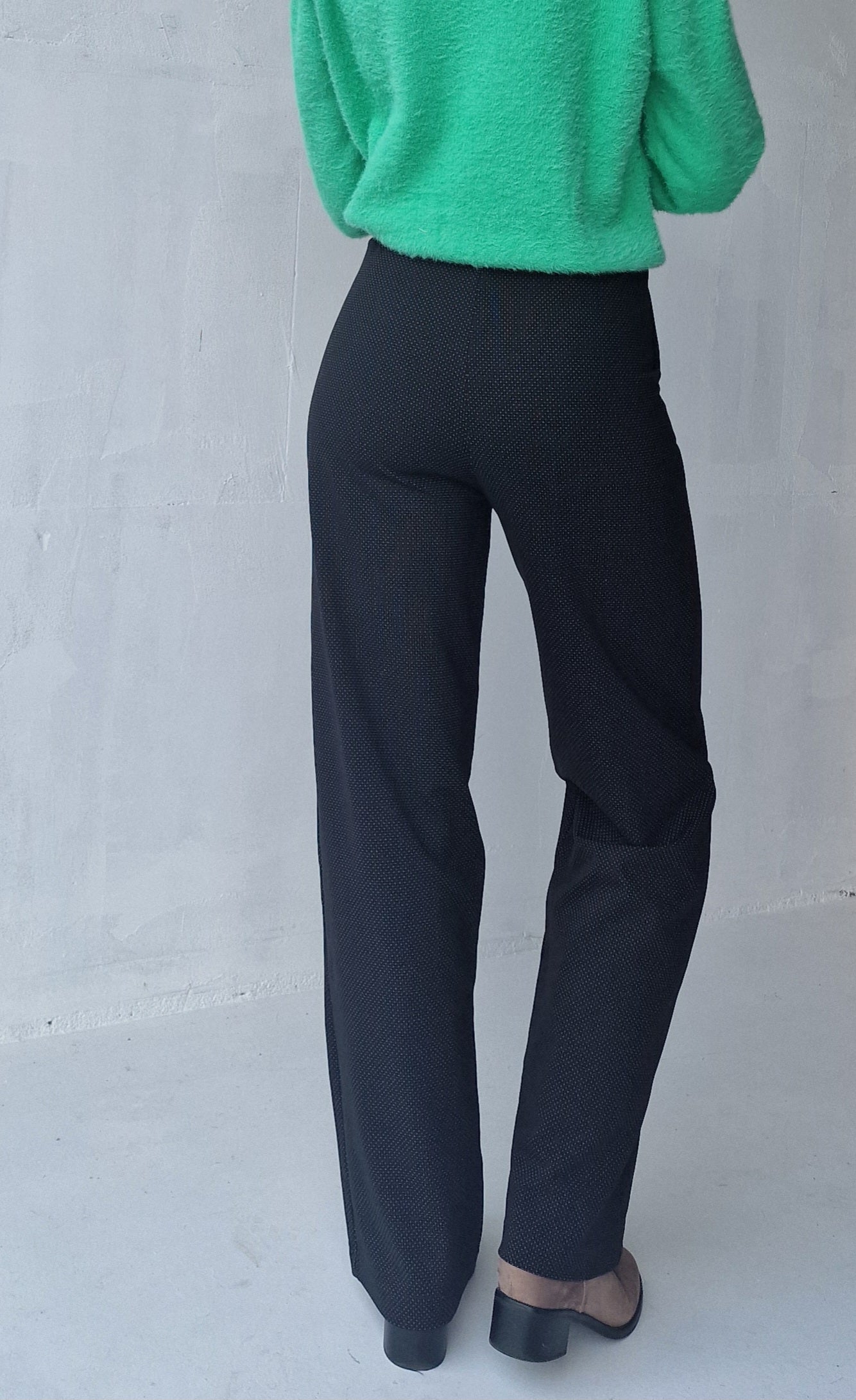 Extra lange wide leg | Black dots | tall | lengtemaat 34 & 36