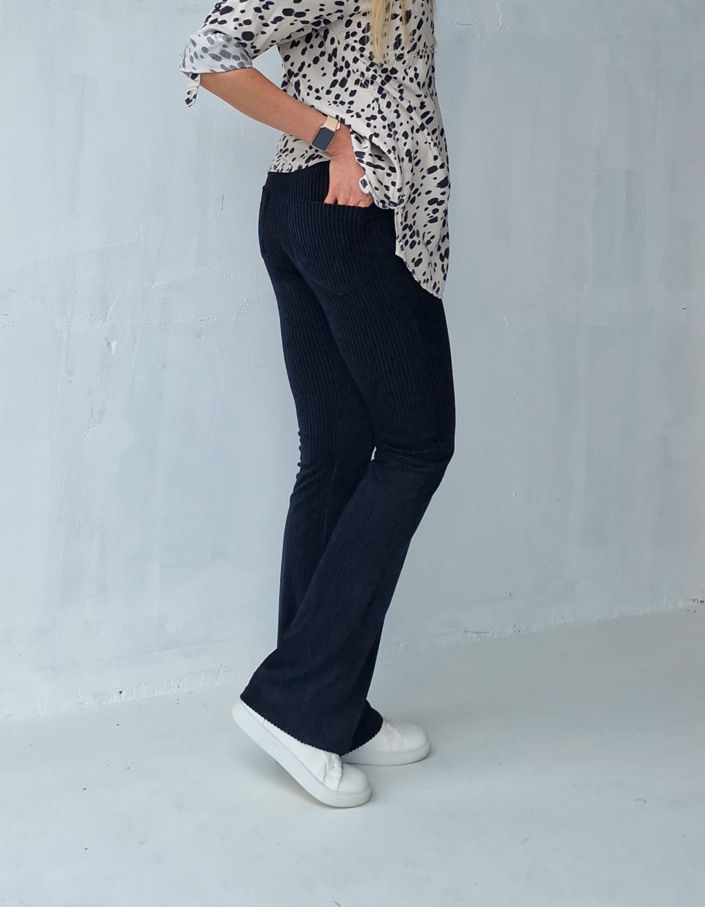 Flared | rib zwart | tall