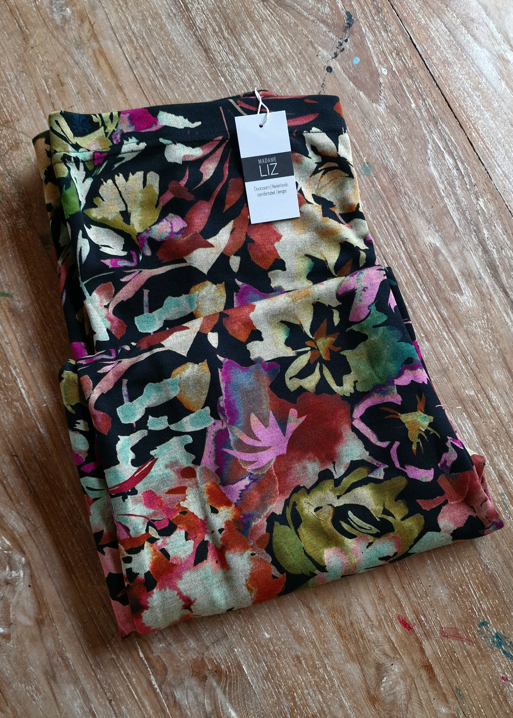 Extra lange wide leg | flowers/black | tall | lengtemaat 36