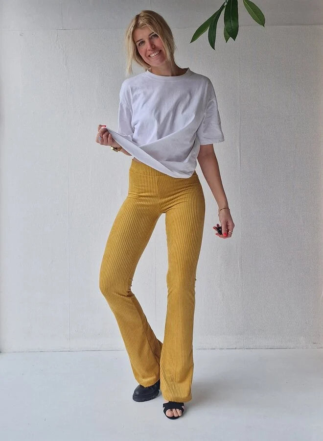 Extra lange flared legging | rib oker | tall | Lengtemaat 34 en 36