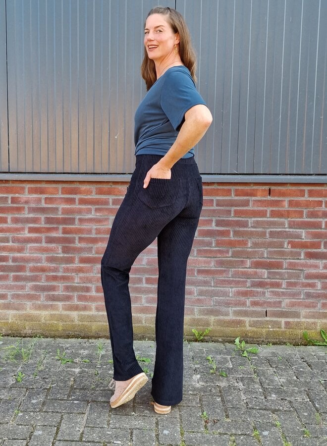 Extra lange flared legging | rib | zwart | tall | lengtemaat 32, 34 en 36