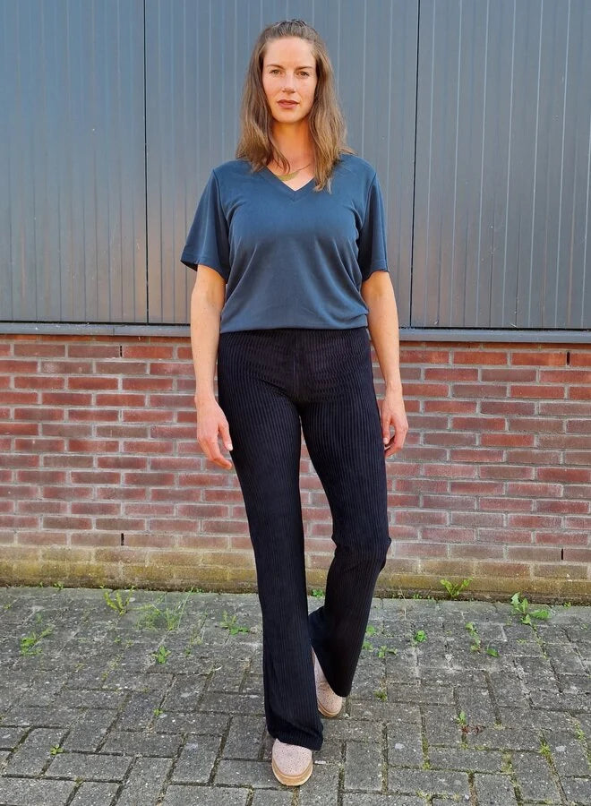Extra lange flared legging | rib | zwart | tall | lengtemaat 32, 34 en 36