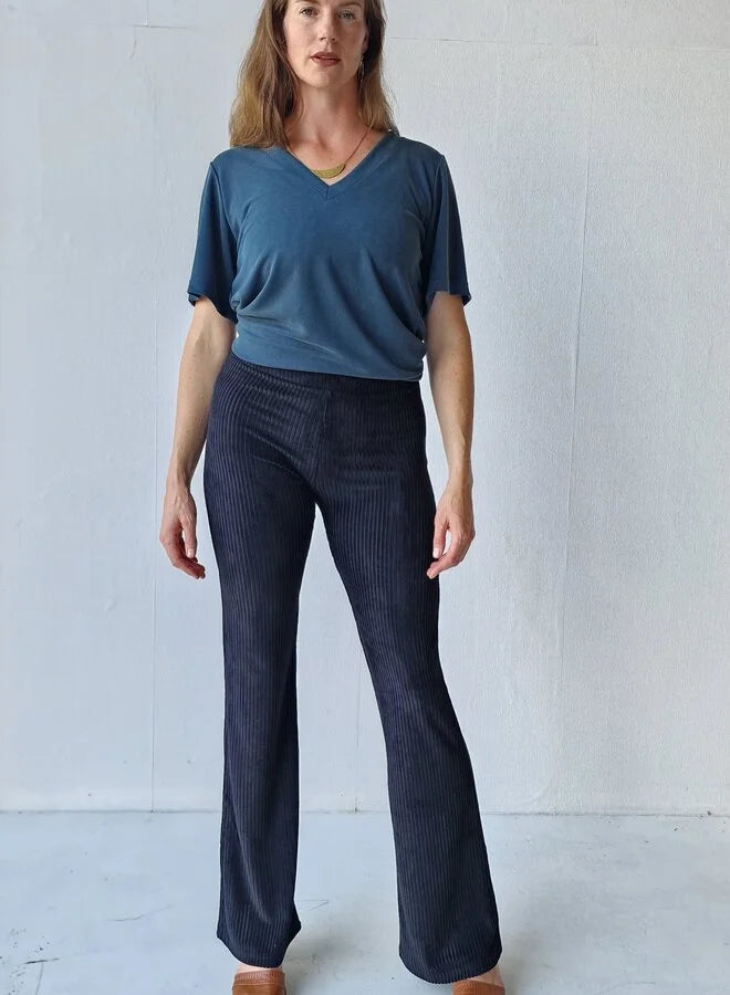 Extra lange flared legging | rib | zwart | tall | lengtemaat 32, 34 en 36