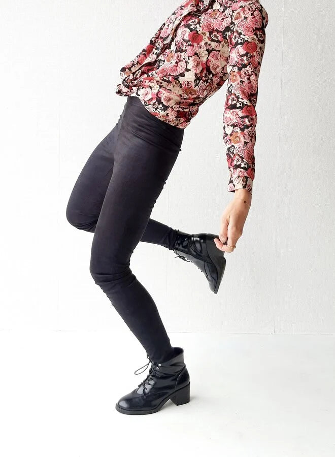 Extra lange legging suedelook zwart |tall | lengtemaat 32, 34 en 36