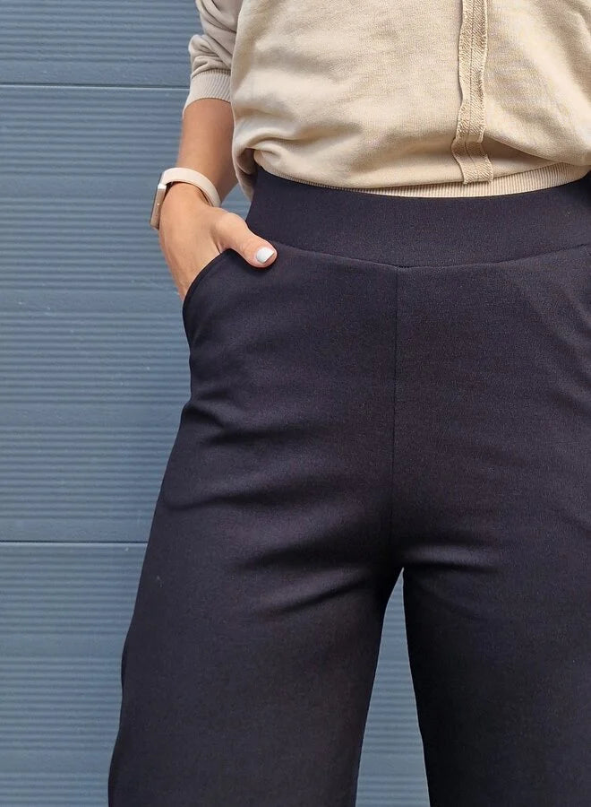 Extra lange wide leg | zwart & zacht | tall | lengtemaat 36